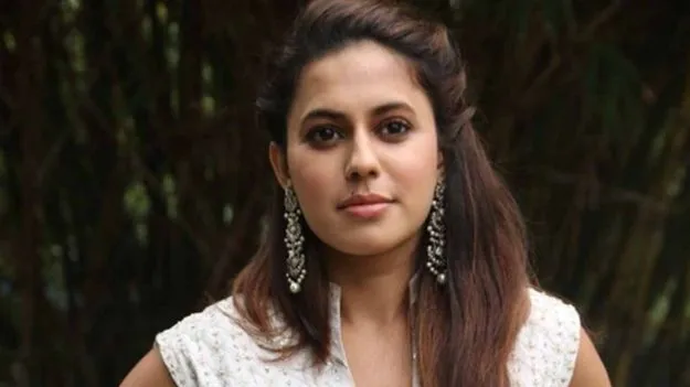 Ranya Rao: స్మగ్లింగ్‌ కేసులో నన్ను ఇరికించారు.. రన్యారావు కంటతడి