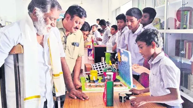శాస్త్రీయ దృక్పథంతోనే సమాజ వికాసం