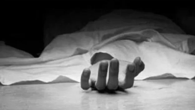 Andhra Pradesh: విశాఖలో దారుణం.. వైస్ ప్రిన్సిపాల్ చూశాడని ఓ విద్యార్థి..