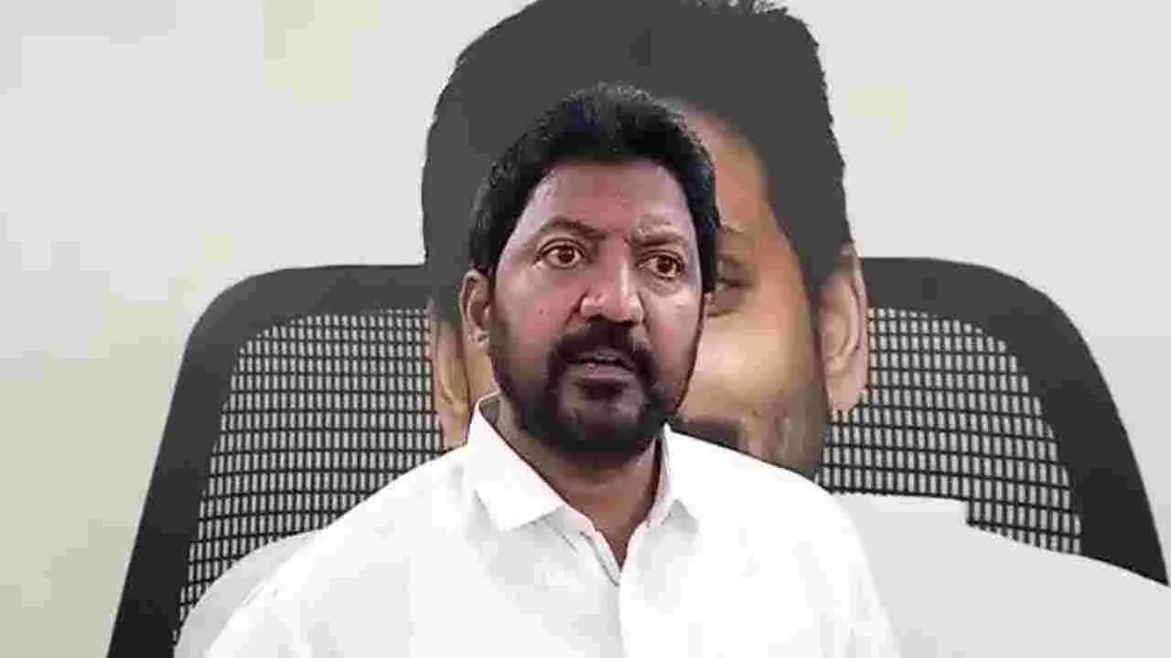 Vallabhaneni Vamsi: వంశీ కోసం ఇరు వర్గాలు పిటిషన్లు.. కోర్టు కీలక ఆదేశాలు