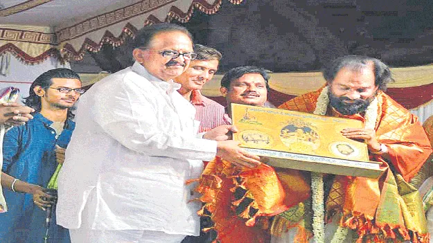 ‘సంగీత భిక్షాటన’కు 60 ఏళ్లు