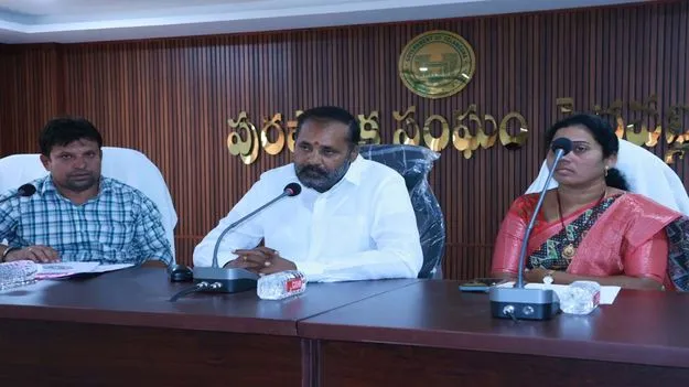 సంక్షేమ పథకాల సర్వే సక్రమంగా పూర్తిచేయాలి