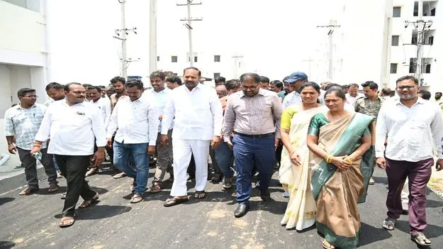 10వ తేదీలోపు డబుల్‌బెడ్రూం ఇండ్లు అందజేస్తాం