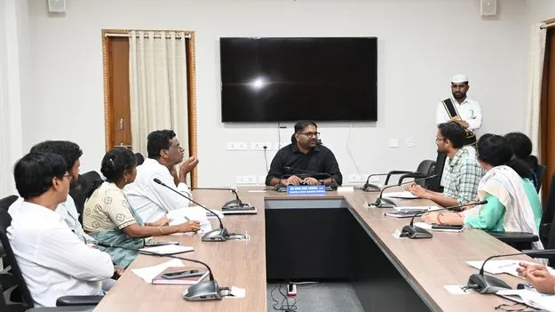 యువత అవకాశాలను వినియోగించుకోవాలి 