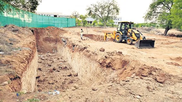 జిల్లాకో ఇందిరా మహిళా శక్తి భవన్‌