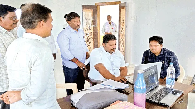 ప్రభుత్వ స్థలాలను గుర్తిస్తున్నాం : ఆర్డీవో