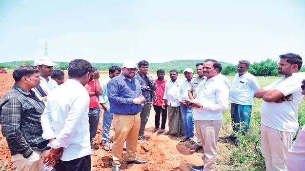 సీఎం రేవంత్‌రెడ్డి పర్యటనకు ముమ్మర ఏర్పాట్లు