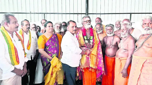 MLA : కాశీ యాత్రికులకు సన్మానం అదృష్టం: ఎమ్మెల్యే