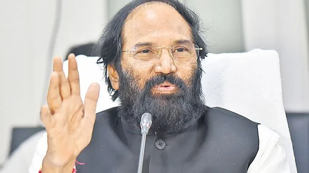 Uttam: కాళేశ్వరం బ్యారేజీలకు పరీక్షలు చేయించండి