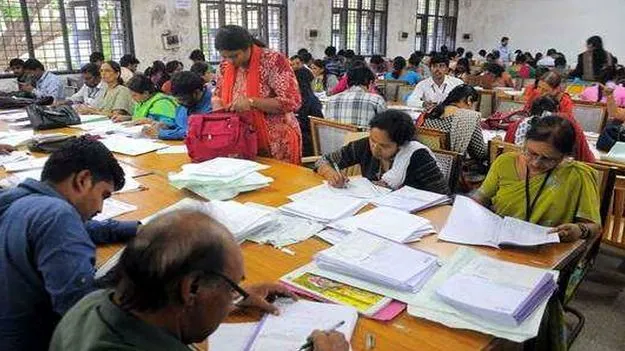 తెలుగులో రాసిన వారెందరు ఎంపికయ్యారు?