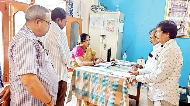 రీసర్వేలో రైతులకు అన్యాయం జరగనీయొద్దు