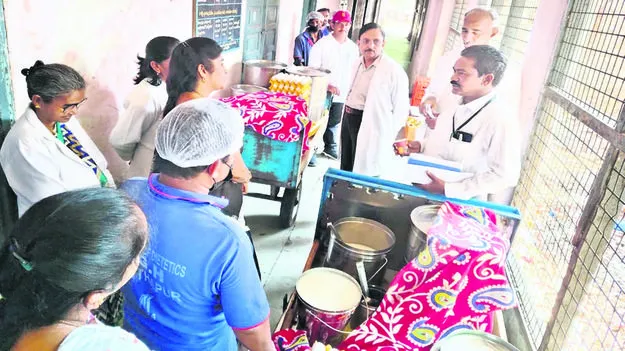 SUPERINTENDENT : రోగులకు నాణ్యమైన భోజనం అందించాలి