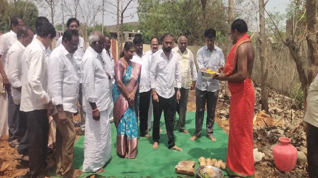 జూనియర్‌, డిగ్రీ కళాశాలల భవనాలకు భూమిపూజ