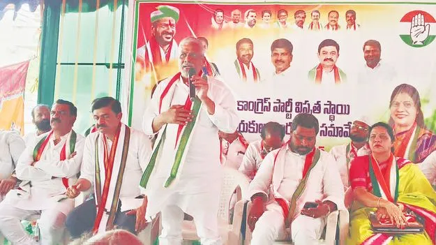 పథకాలను ప్రజల్లోకి తీసుకెళ్లాలి