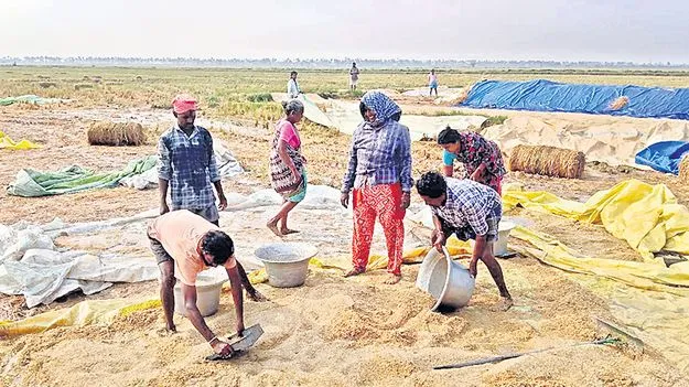 Anantapuram: ఈదురు గాలుల బీభత్సం