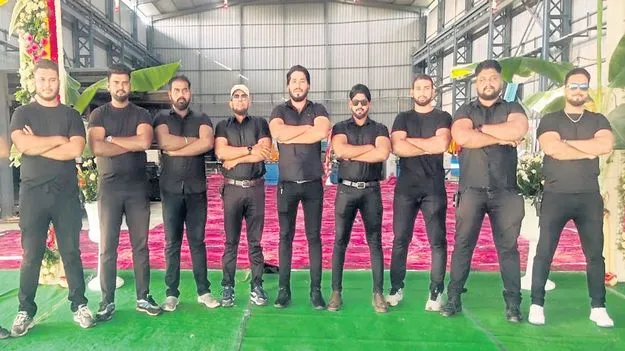 బౌన్సర్.. చెమటోడ్చాల్సిందే
