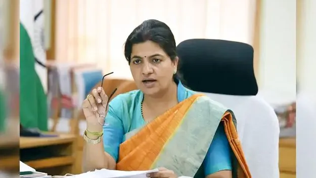 Yogita Rana: టీచర్లు నూతన లక్ష్యాలతో పని చేయాలి