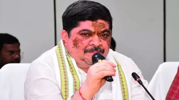 Ponnam Prabhakar: బీజేపీ బీసీలకు వ్యతిరేకం: పొన్నం