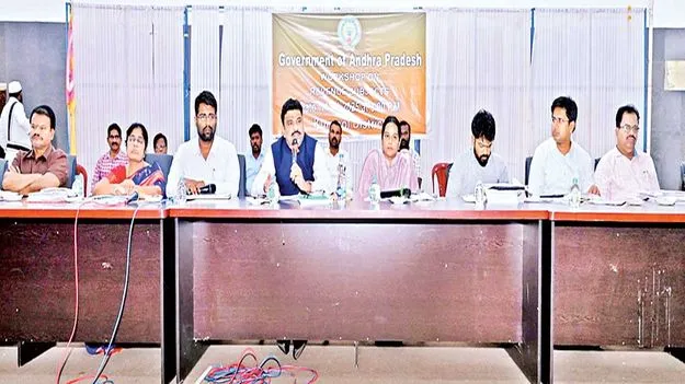 ఆర్వోఆర్ చట్టంపై అవగాహన పెంచుకోవాలి