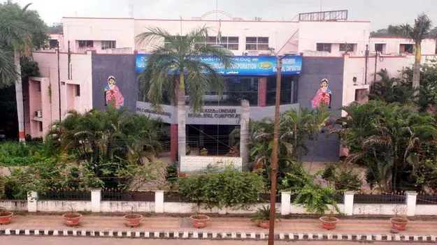 ఐఏఎస్‌ల పాలనలోనూ  నకిలీ బిల్లులు