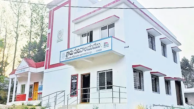 సచివాలయాల ఉద్యోగుల సర్దుబాటు