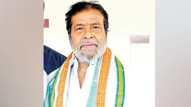 Damodara Rajanarsimha: కొవిడ్, డెంగీ పేరిట ఆందోళనకు గురిచేయొద్దు