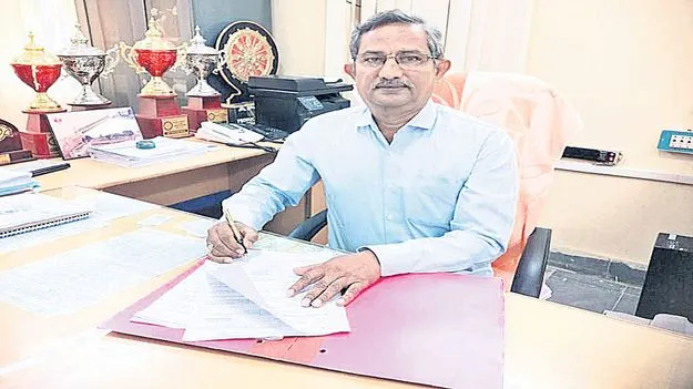  ఏపీ జెన్‌కో సీలేరు కాంప్లెక్సు సీఈగా ఎల్‌వీ స్వామినాయుడు బాధ్యతలు