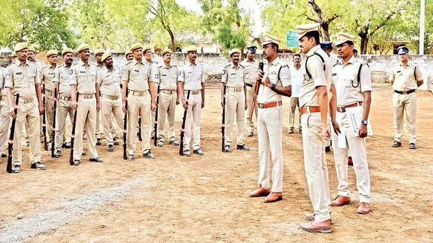 హోంగార్డ్స్‌ సంక్షేమానికి ప్రాధాన్యం