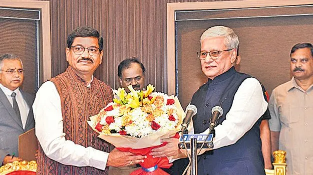 Hyderabad: సీఐసీగా చంద్రశేఖర్‌రెడ్డి ప్రమాణ స్వీకారం