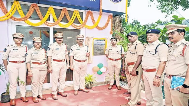 మహిళల భద్రతకు అధిక ప్రాధాన్యం