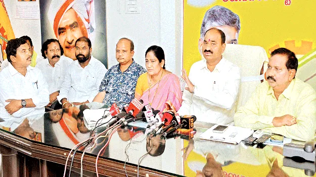 ఉమ్మడి జిల్లాపై సీఎం ప్రత్యేక దృష్టి