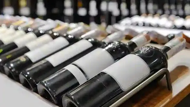 Wine Dealers: బార్ అండ్ రెస్టారెంట్లకూ రెండేళ్లకోసారి టెండర్లు పిలవాలి