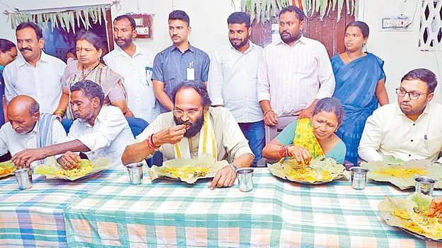 Uttam Kumar Reddy: రేపు సన్నబియ్యం లబ్ధిదారుల ఇంట్లో భోజనం