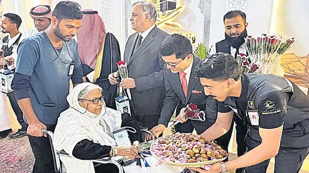 హజ్‌ యాత్ర షురూ..