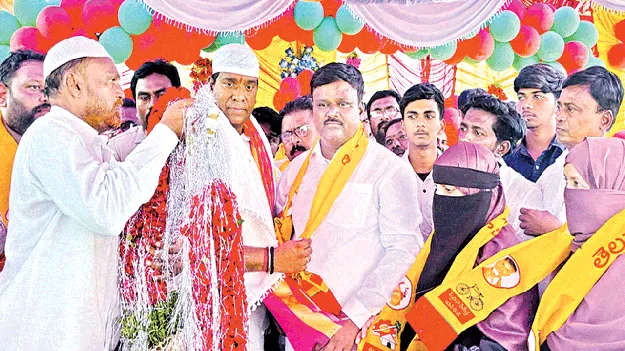 వైసీపీ కుట్రలను ప్రజలు నమ్మరు