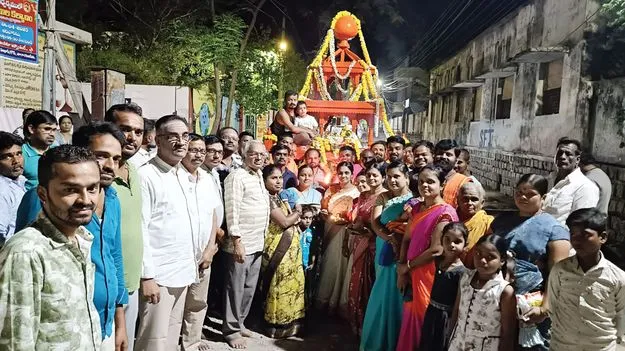 వెల్లివిరిసిన ఆధ్యాత్మికత