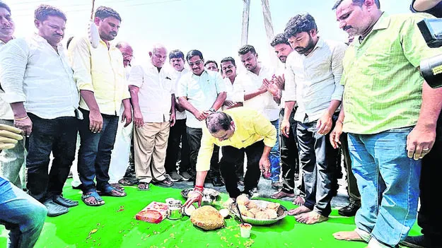 MLA : ప్రజా అవసరాలను తెలుసుకుని సేవలు