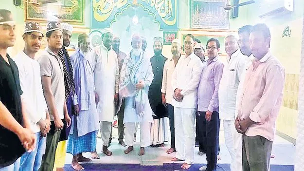 మైనారిటీల రక్షణ, సంక్షేమానికి ప్రభుత్వం ప్రాధాన్యం