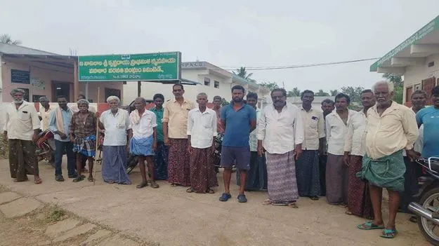 గోనె సంచులు ఇవ్వండి