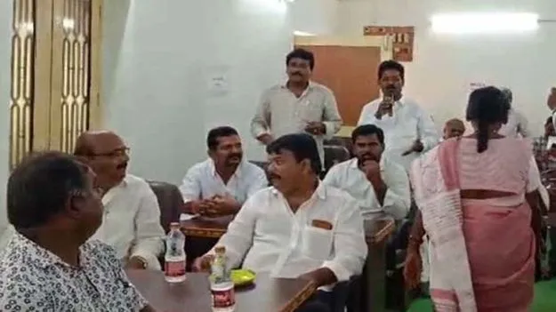 రాజీనా.. రాజీనామానా..?