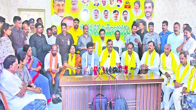 Minister Gottipati Ravi Kumar సోలార్‌ హబ్‌గా ఉమ్మడి అనంత 