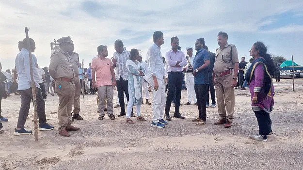 బీచ్‌ ఫెస్టివల్‌ను విజయవంతం చేయాలి