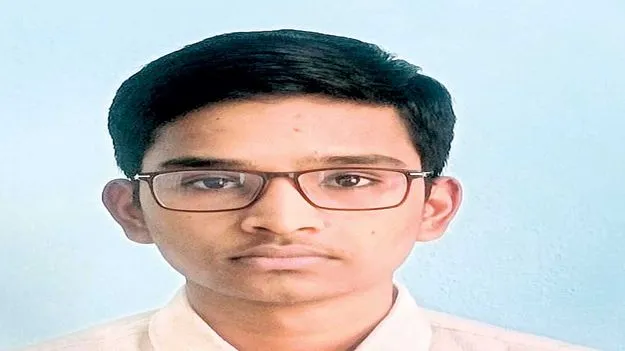 జేఈఈ మెయిన్స్‌ ఫలితాల్లో రైతుబిడ్డకు 131వ ర్యాంక్‌ 