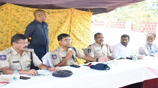 శోభాయాత్రను శాంతియుతంగా జరుపుకోవాలి