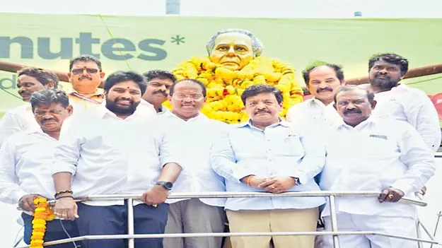  స్ఫూర్తి ప్రదాత గౌతు లచ్చన్న 
