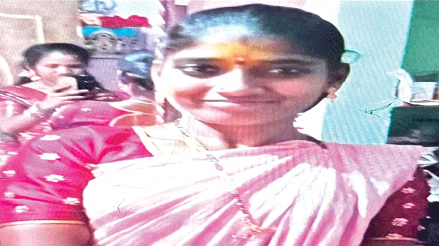 మహిళ దారుణ హత్య