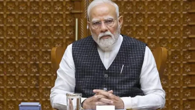 PM Modi Cancels 3 Nation Trip: ఆపరేషన్ సిందూర్.. ప్రధాని మోదీ విదేశీ పర్యటనలు రద్దు