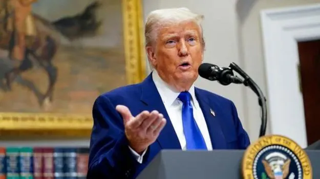 Trump Targets Samsung: శాంసంగ్‌నూ వదిలిపెట్టని ట్రంప్.. ఘాటు హెచ్చరిక జారీ 