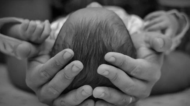 UK Mom Shocked by Newborn: ఈ తరం తల్లులు ఇలా అయిపోతున్నారేంటో.. అప్పుడే పుట్టిన బిడ్డను చూసి షాక్
