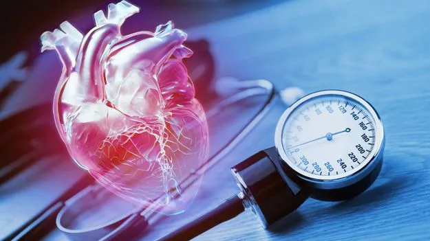 BP: స్మార్ట్ ఫోన్‌తో బీపీ చెక్ చేసుకునే అవకాశం ఉందా.. వైద్యులు ఏం చెబుతున్నారంటే.. 